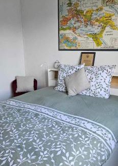 Centre Ville Apartment | Vue exceptionnelle sur la place Gambetta Plein centre cafés restos idéal séjour pro ou en famille