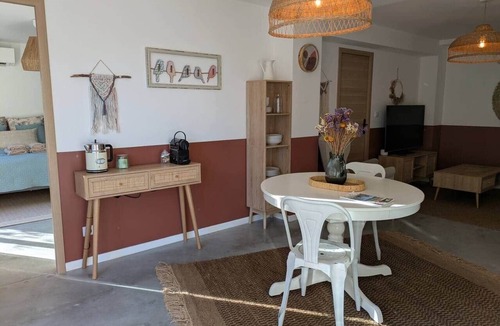 Piolenc Apartment | Vue Forêt - Experiences Les Chênes Verts - Charming Gîtes
