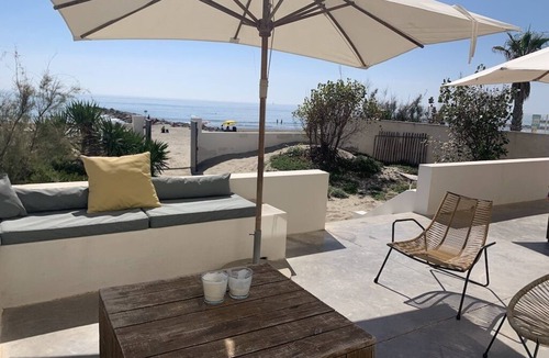 Carnon-Plage Villa | Vue Imprenable, Front de Mer, les Pieds Dans L'eau