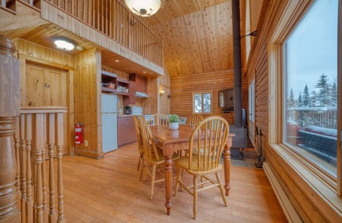 Saint-Paul-de-Montminy Ski Chalet | Vue incroyable et Spa | Domaine Appalaches 20