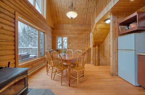 Saint-Paul-de-Montminy Ski Chalet | Vue incroyable et Spa | Domaine Appalaches 20