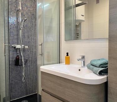 Saint-Cyprien Plage Apartment | Vue mer Incroyable !