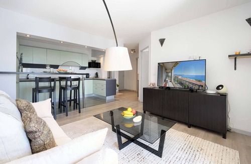 La Californie Apartment | Vue mer & terrasse 5 pers, proche plage et centre