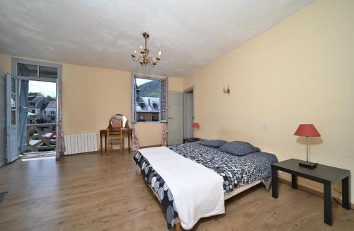 Arreau House | Vue montagne, balcon, wifi, parking