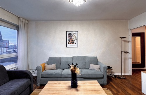 Cœur de Ville Apartment | Vue Paris & Accès Direct - Appart 10 pers