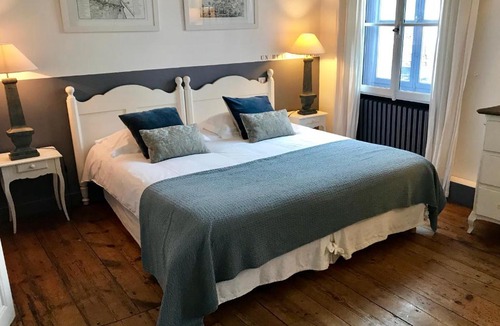 La Rochelle City Centre Bed & Breakfast | Vue sur Cour