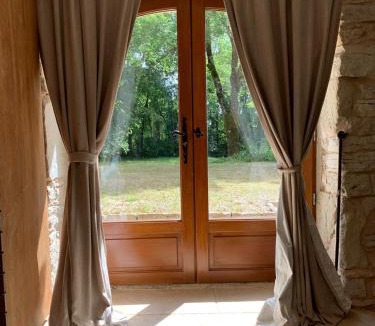 Gindou House | Vue sur Gindou gîte