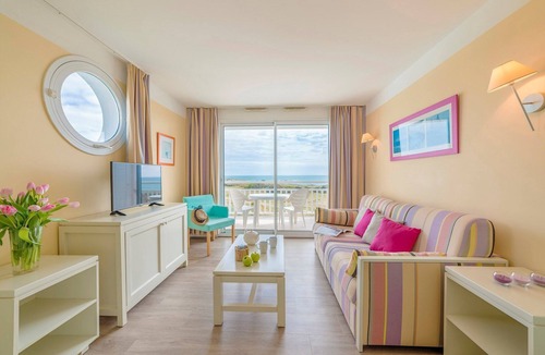 Chateau-d'Olonne Hotel | vue sur la mer - Appartement cosy + balcon privé