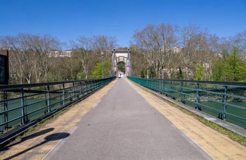 Serin Apartment | Vue sur la saone