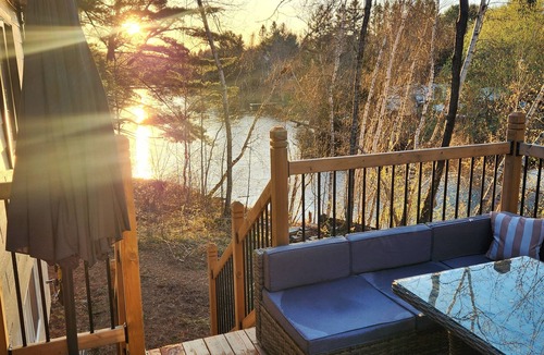 Rawdon Ski Chalet | Vue sur Lac Spa Billard Wifi Smart TV 5 Chambres Lits King Cuisine+