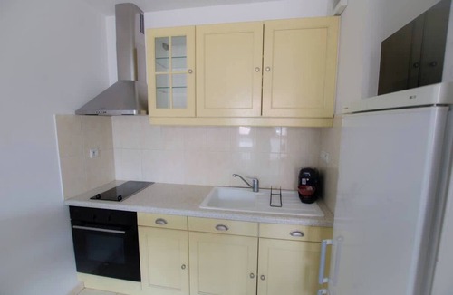 Lens Apartment | Vue sur le clocher