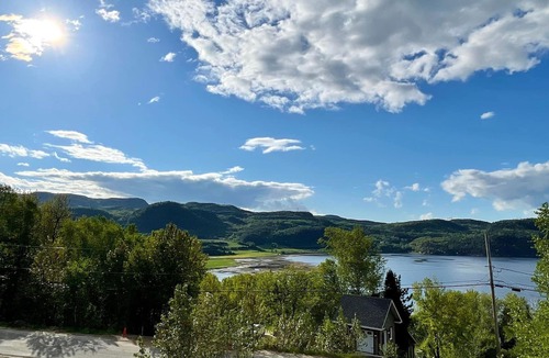 L'Anse-Saint-Jean Ski Chalet | Vue sur le Fjord