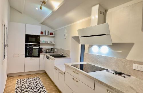 Lastours Apartment | Vue sur les 4 Châteaux Lastours 4 étoiles maison Cabaret Luxe 1 Chambre