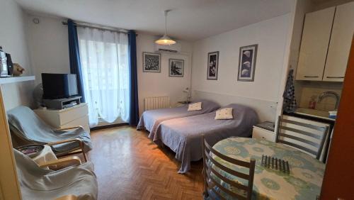Digne-les-Bains Apartment | Vue sur les Dourbes Studio 44 Thermes