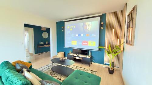 Centre Ville Apartment | Vue Toits d Amiens Sauna & Cinéma Balcon Parking