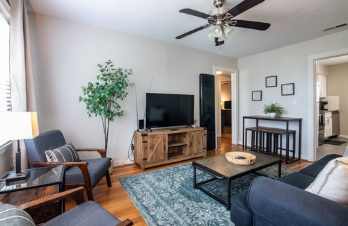 Five Points South Condo | Vulcan View D- Balcony/King Bed/Private Parking