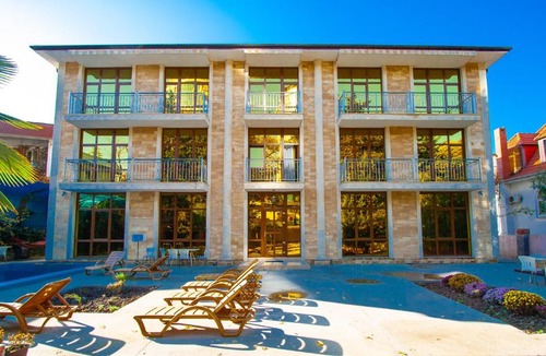 Kudepsta Hotel | Vulture