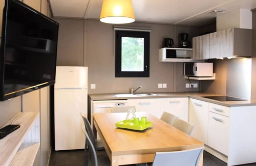 Amboise Ski Chalet | VVF Amboise The Châteaux of the Loire * - 3 Room Chalet 6 People 1 baby