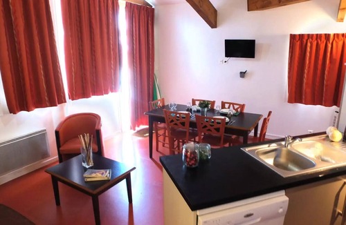 Lussan Apartment | VVF Gers Gascony - Studio 2 People