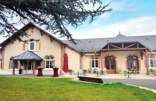 Neuvy-sur-Barangeon Hotel | VVF Nature Parc Sologne Berry, Neuvy sur Barangeon