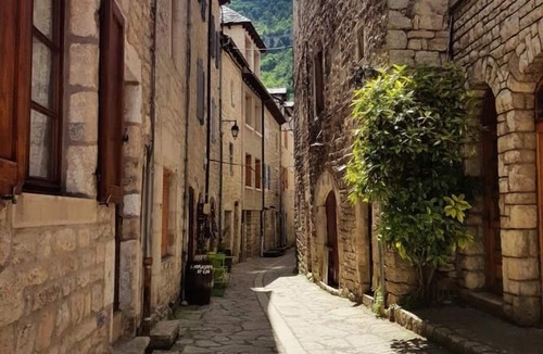 Florac Apartment | VVF The Cévennes *** - 2 Room Cottage 4 People 1 baby