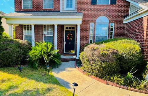 Huntcliff House | Vyntra House | Pool Table | 15 Min to Fort Jackson