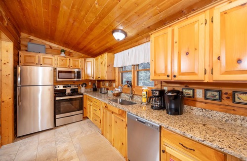 Sevierville Cabin | W/C Access w/Roll-in Shower! Hot Tub, Pool Table, Arcade Game, Resort Pool