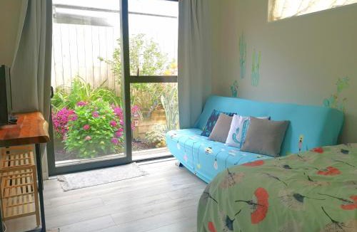 Albany Apartment | W&M Orchid House