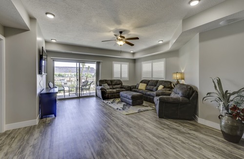 St. George Condo | W105- Estancia 4 BD / 4 BA