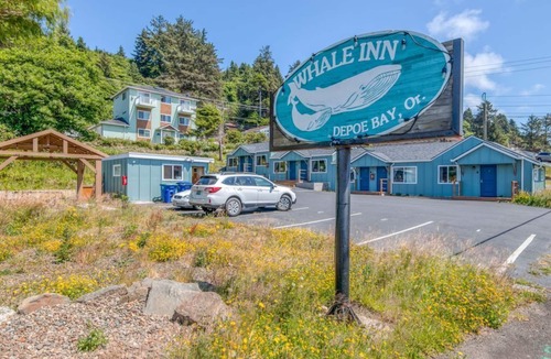 Depoe Bay Apartment | W4 - Blue - Whale Inn Pet Friendly Studio