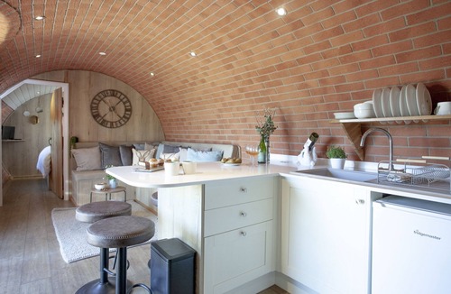 East Horrington House | Wabbit, The Little Burrow