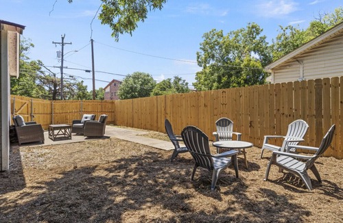 Waco Apartment | Waco Oasis | 5 min to downtown, Magnolia, & Baylor