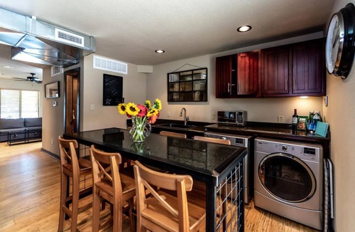 Waco Condo | Waco's Only Boutique Hotel - Minutes from Magnolia Market on Campus