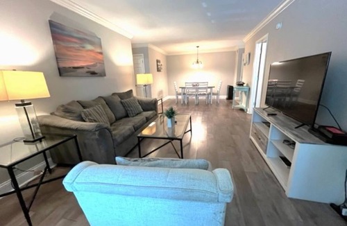 Saint Simons Heights Condo | Wade's Retreat