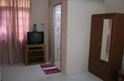 Batu Buruk House | Wafi Guesthouse