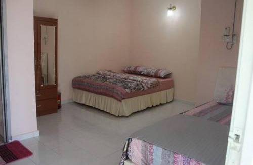 Batu Buruk House | Wafi Guesthouse