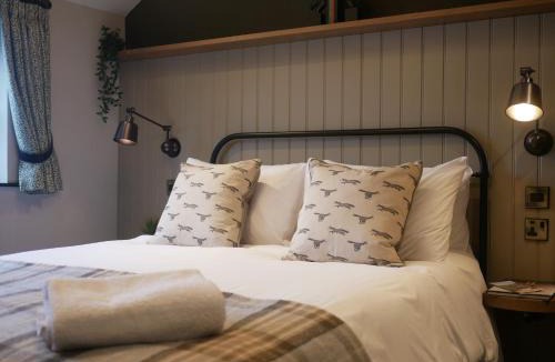 Congleton Hotel | Waggon and Horses, Eaton, Congleton