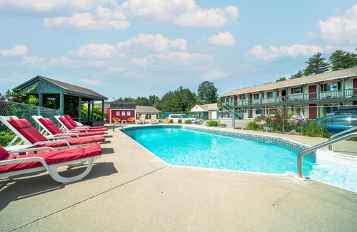 Southern Coast Hotel | Wagon Wheel Motel