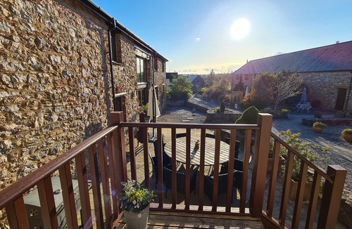 Liverton House | Wagtail Barn, South Devon, pet friendly with shared indoor pool & games room