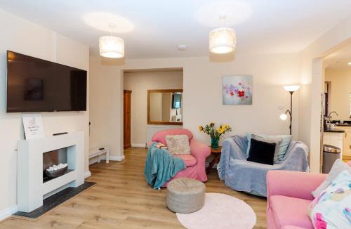 Runnington House | Wagtails