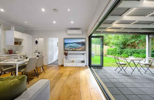 Wahroonga House | Wahroonga Affordable 2 Br home