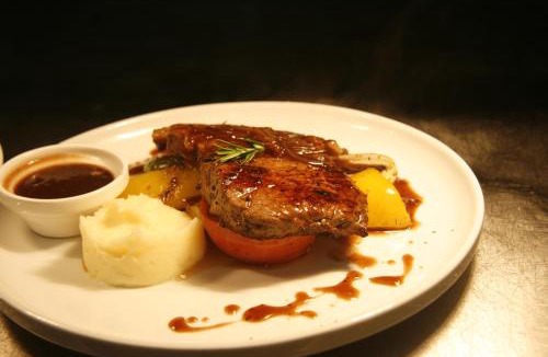 Holdens Bay Resort | Wai Ora Lakeside Spa Resort