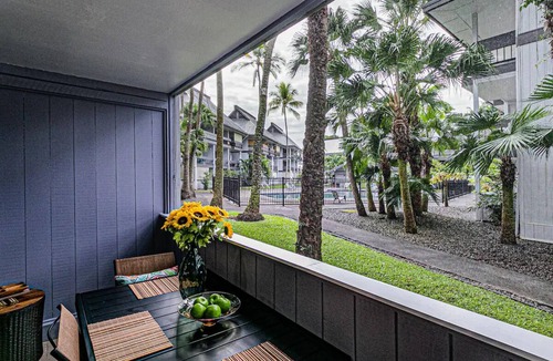Hilo Apartment | Waiakea Villas Gem. Shared Pool & Private Balcony!n