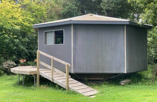 Onaero Cabin | Waiau Retreat