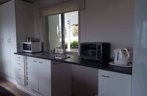 Omapere Apartment | *Waikohu*