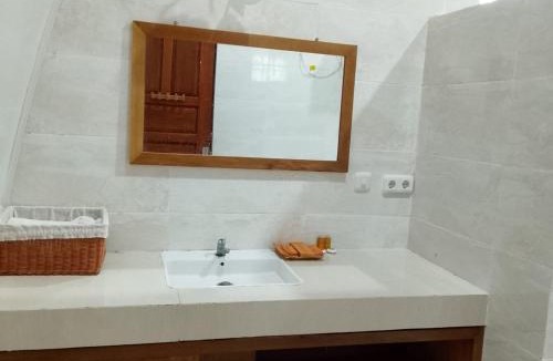 Ternate Hotel | Wailanga Villa & Resto