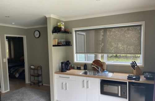 Kerikeri Villa | Waipapa Villa. Self contained two bdrm modern, private space with spa/sauna room