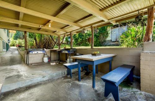 Kukuihaele House | Waipi'o Lodge