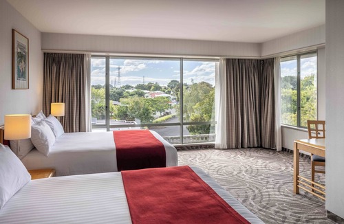 Mount Wellington Hotel | Waipuna Hotel & Conference Centre