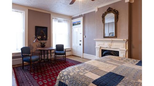 Cimarron Hotel | Waite Phillips - Historic Hotel Room